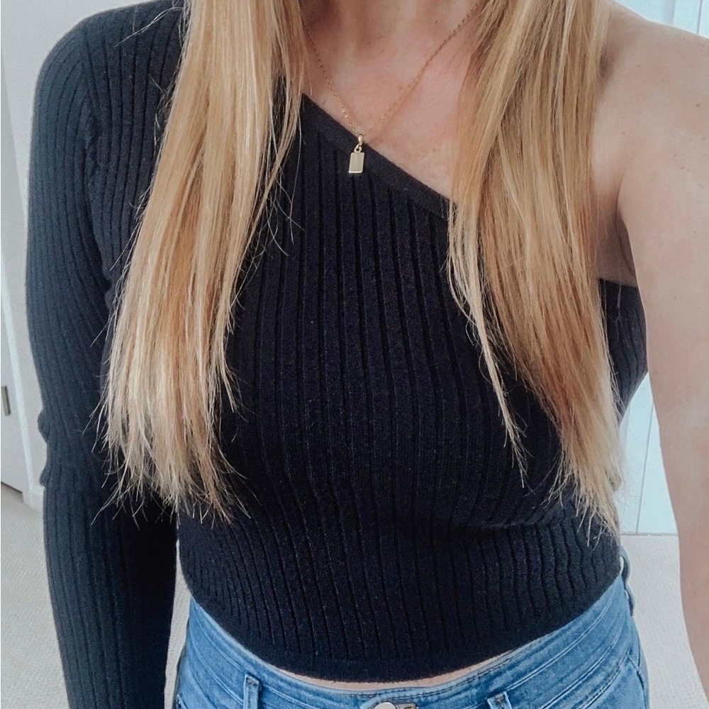 One Shoulder Sweater Top